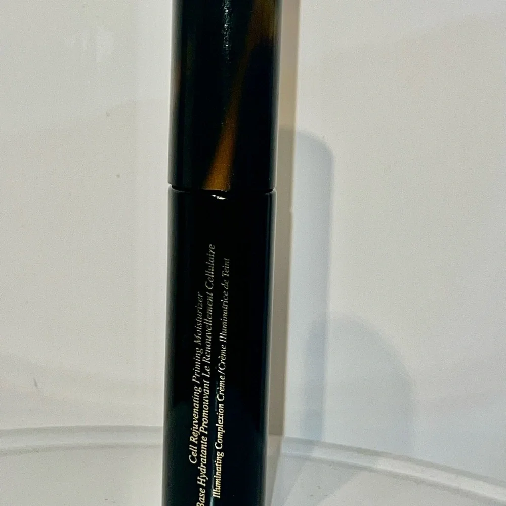 The cell Rejuvenating by Victoria Beckham Black Beauty Product - Picture 6 of 6